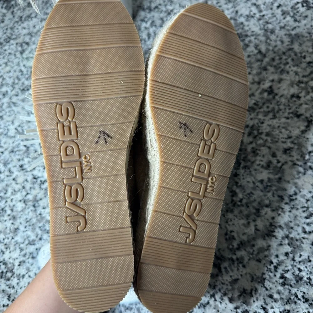 J Slides Women’s Raoul Closed Toe Leather Espadrille Flats Size 8